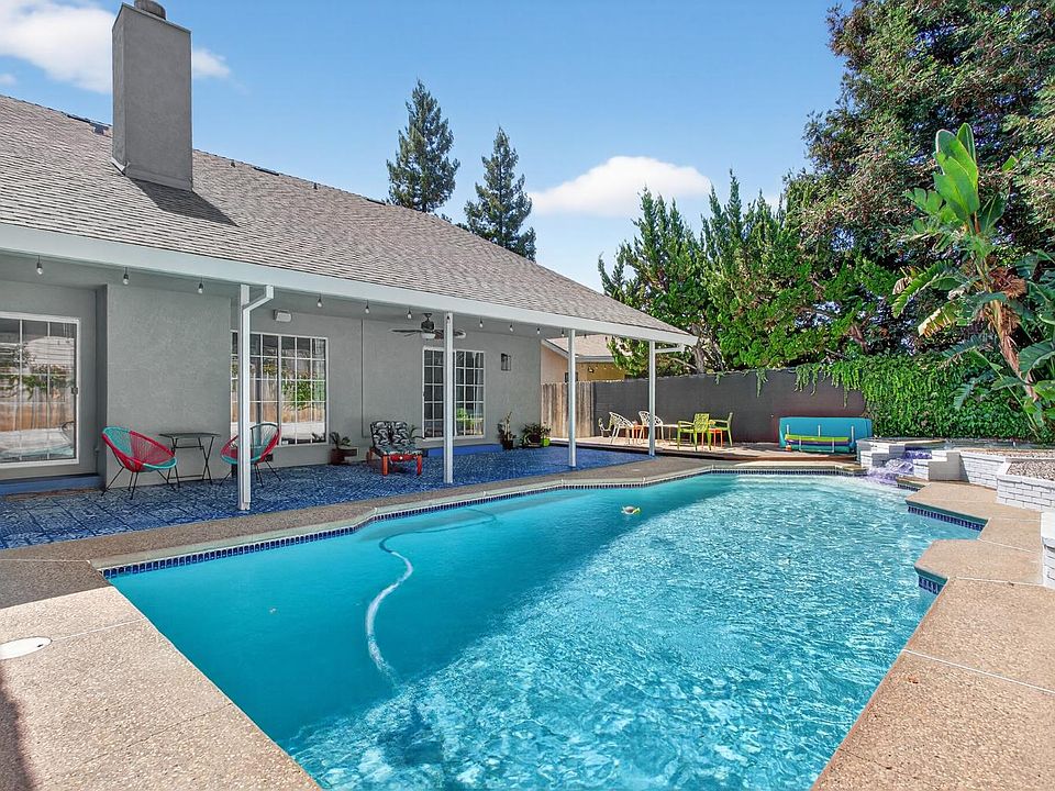 1st image of 2325 Rio Verde Dr