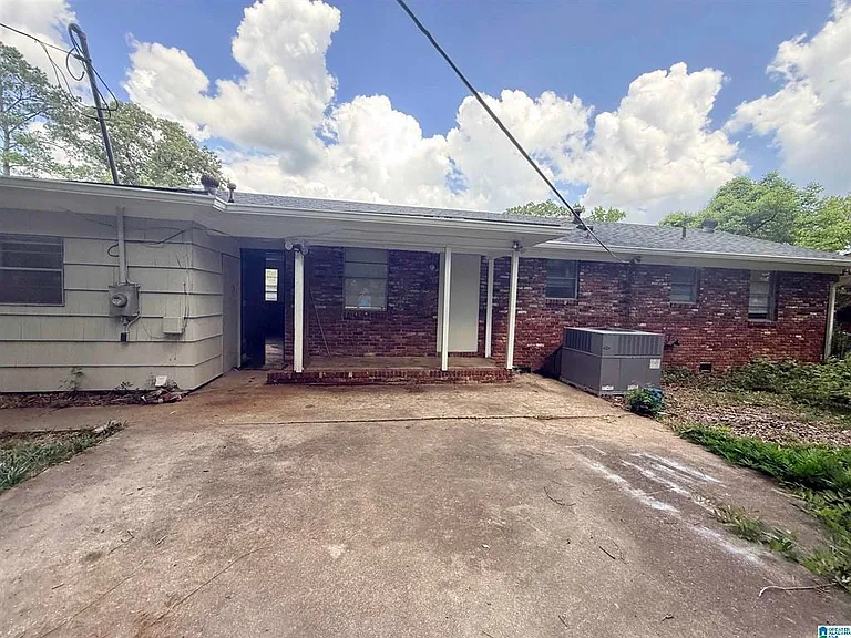 800 Fairfax Dr — Photo 13