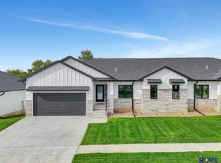 6842 Weigel Bay, Lincoln, NE 68516
