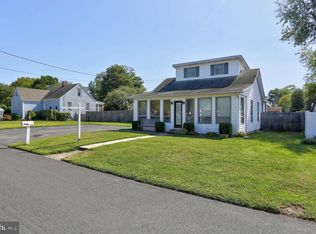 7821 Bodkin View Dr, Pasadena, MD