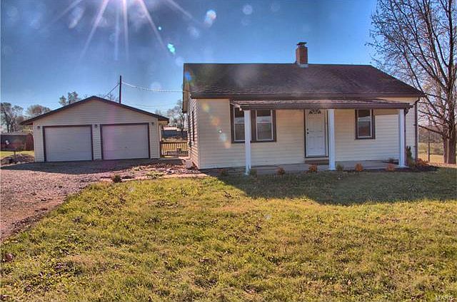 1st image of 16 Kaimann Ln