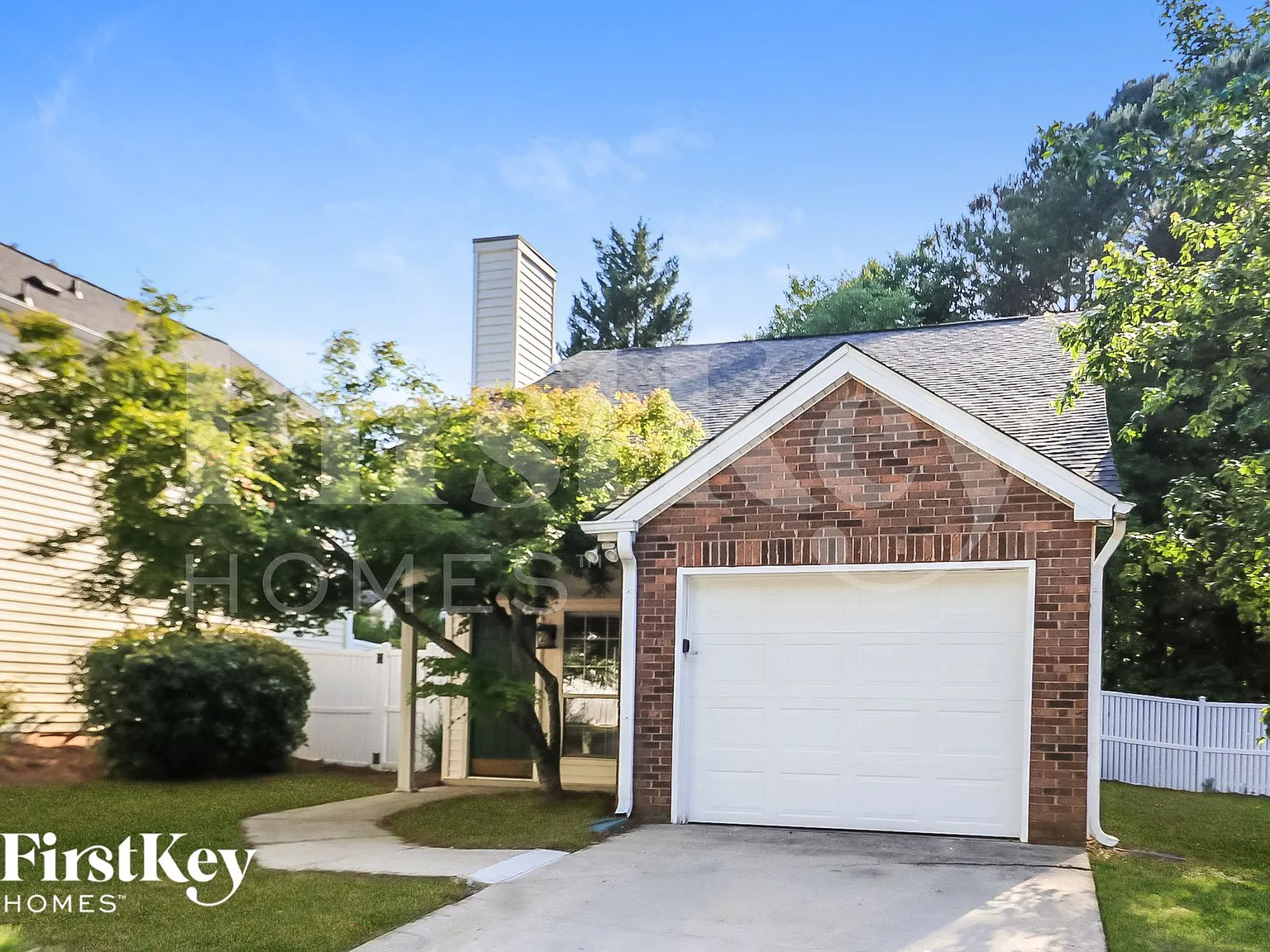 3 bed, 2.0 bath, 1300 sqft, $2,235 — Photo 1