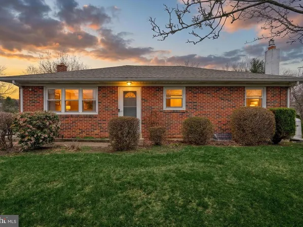 6336 Blue Flag Ave, Harrisburg, PA 17112