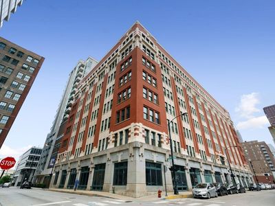 732 S Financial Pl APT 409, Chicago, IL, 60605