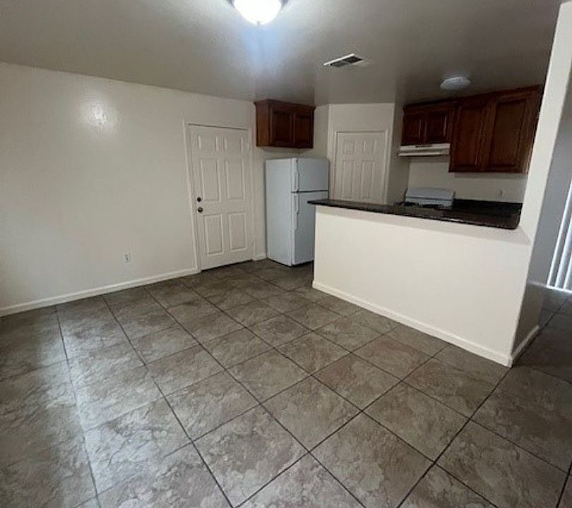 1st image of 722 K St #A & B