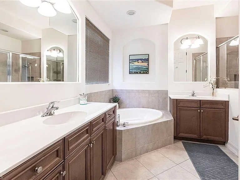 7863 Valencia Ct — Photo 25