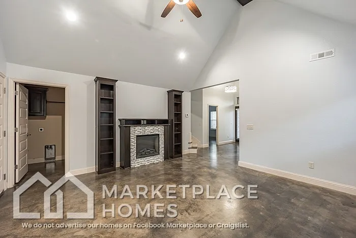 3211 Stonepoint Ave — Photo 6