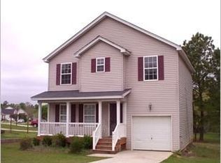 8351 Planters Knls, N Charleston, SC 29420