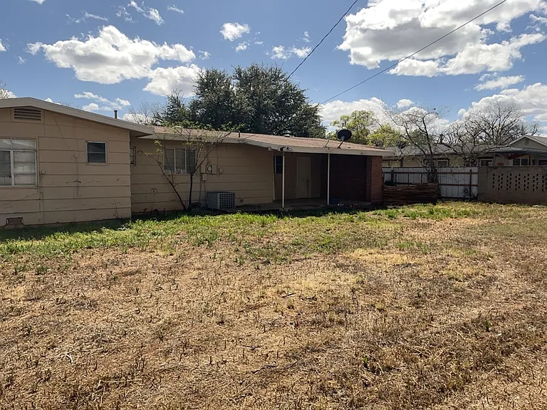 2502 Rice Ave — Photo 16