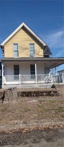 654 Vine St, Coshocton, OH, 43812