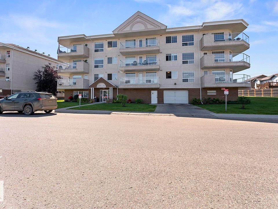 1st image of 1705 7th Ave #201