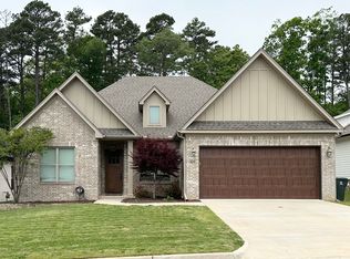 106 Willow Point Dr, Little Rock, AR 72223