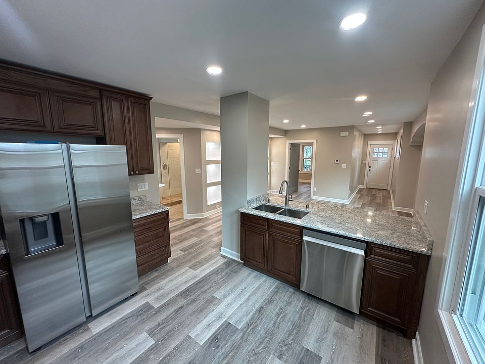1st image of 3149 S Illinois Ave #3149