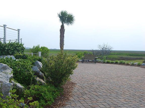 Hand laid brick pavers in driveway
