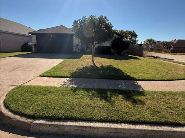 4816 Topaz Ln, Granbury, TX 76049