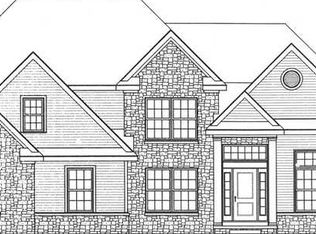 19559 Cross Creek Rd, Bowling Green, OH 43402