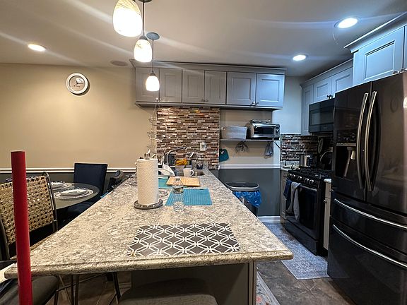 2nd image of 181 Buttrick Ave APT 3B