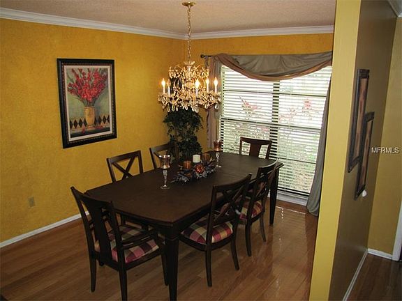 3rd image of 16217 Parkside Dr