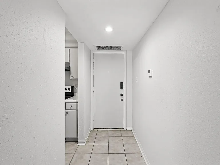 4637 Wild Indigo St #492 — Photo 8