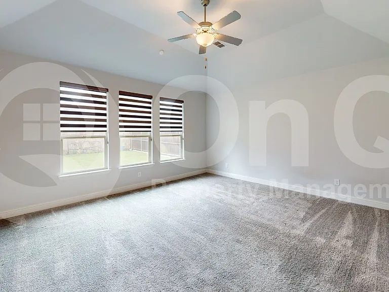 13591 Vineyard Ln — Photo 14