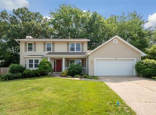 5 Calypso Ct, Saint Peters, MO
