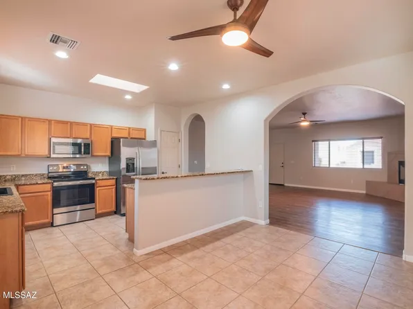 1155 W Calle Fuente De Carino, Sahuarita, AZ 85629
