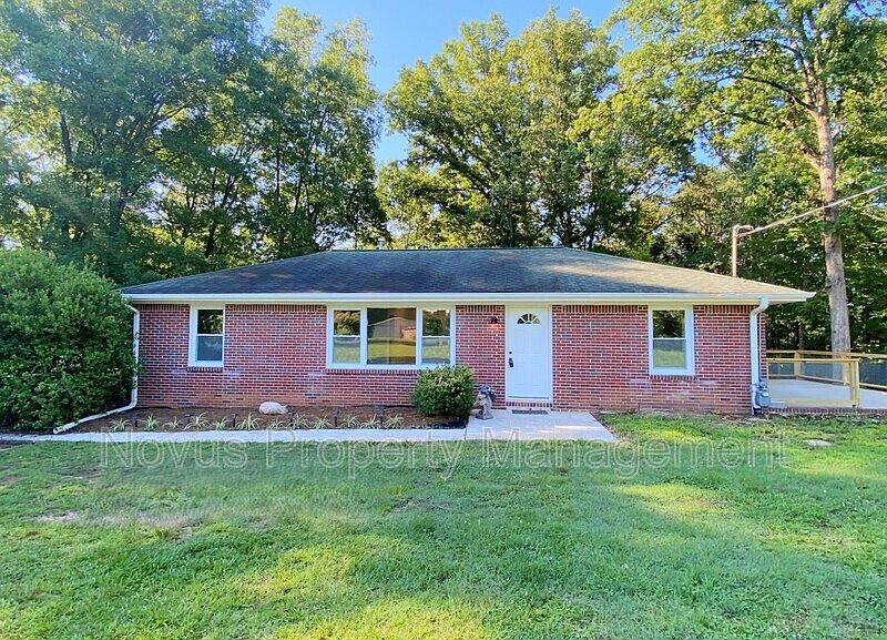 1st image of 1367 Stripling Chapel Rd #A