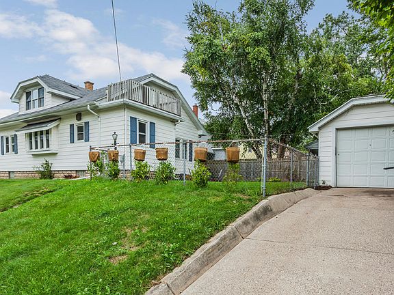 5th image of 1658 Margaret Ave SE