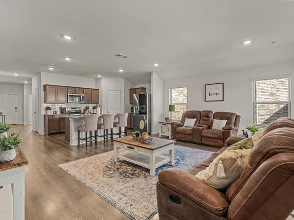 4100 Fitzgerald Ave, Aubrey, TX 76227