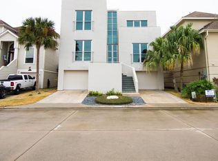 18810 Grenada Ln, Houston, TX 77058