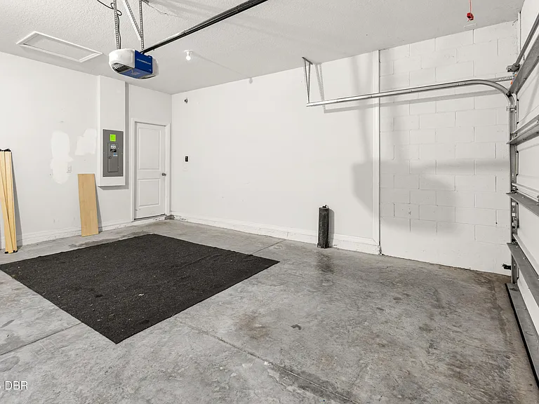 3017 Blue Shores Way — Photo 37