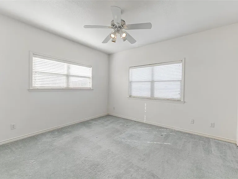 2300 County Road 302 — Photo 21