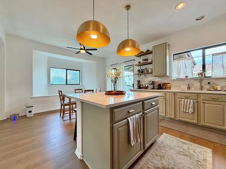 206 Briarwood Dr — Photo 12