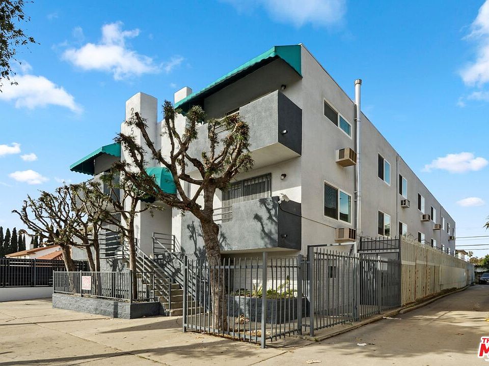 1st image of 2251 Crenshaw Blvd