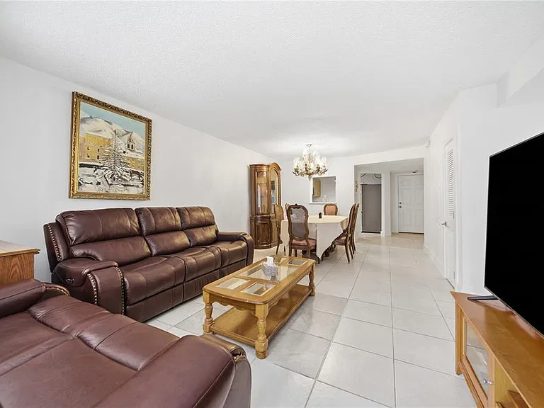 1247 S Martin Luther King Jr Ave #107 — Photo 15