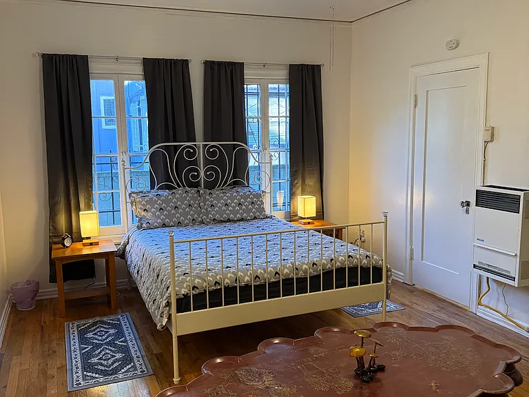 1803 N Wilton Pl #105 — Photo 3