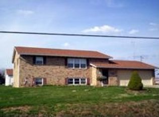 211 Watertown Rd, Waterford, OH 45786