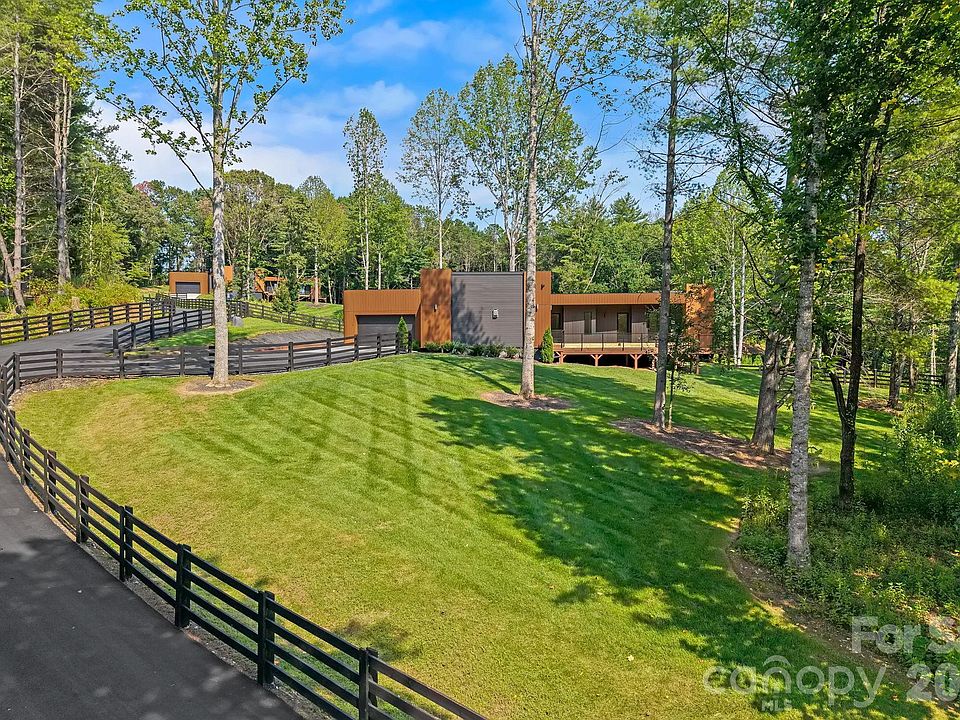 1st image of 78 Manchester Way