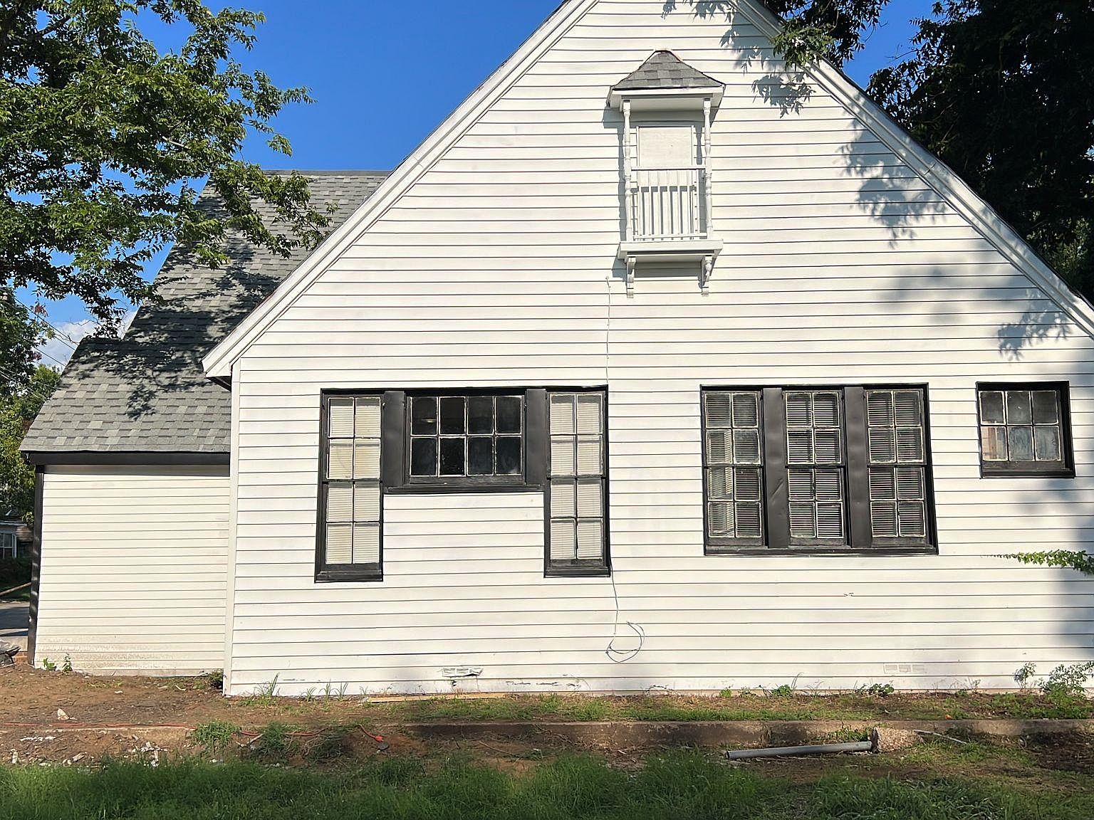 916 E Houston St, Paris, TX 75460 Zillow