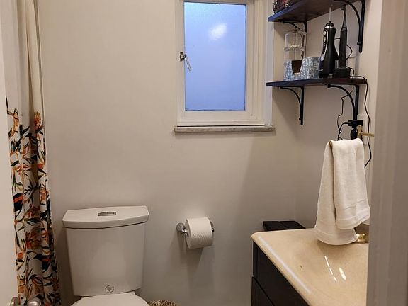 Full bath