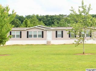 419 Lynns Dam Rd, Union Grove, AL 35175