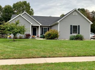 8254 Sycamore Woods Ln, Holland, OH 43528