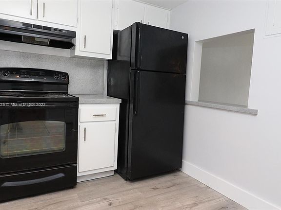3rd image of 7505 SW 82nd St APT 111