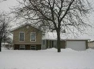 28441 Abbey Rd, Millbury, OH 43447