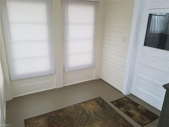 4th image of 140 Bellfield Ave
