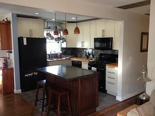 1222 Maplewood Ave Photo 1