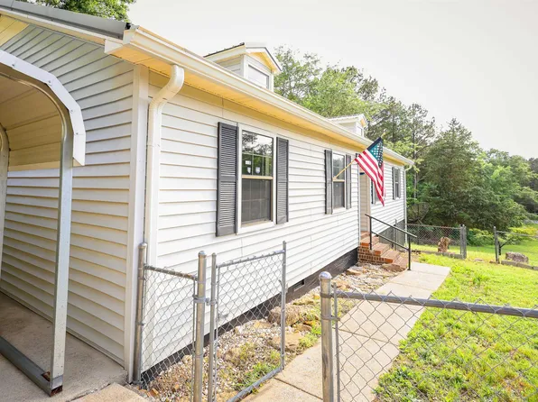 70 Aderholt Ln, Jacksonville, AL 36265
