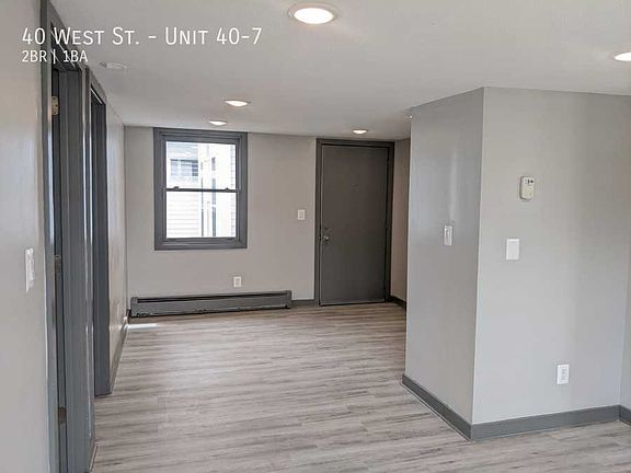 3rd image of 40 West St #7