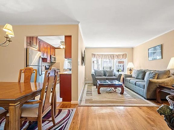 4th image of 38 Briarwood Rd Floor 2