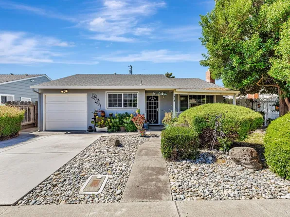 263 Maple St, Hollister, CA 95023
